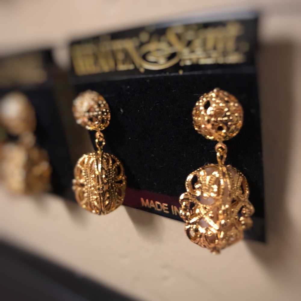 Heaven Scent Vintage Filagree Earrings